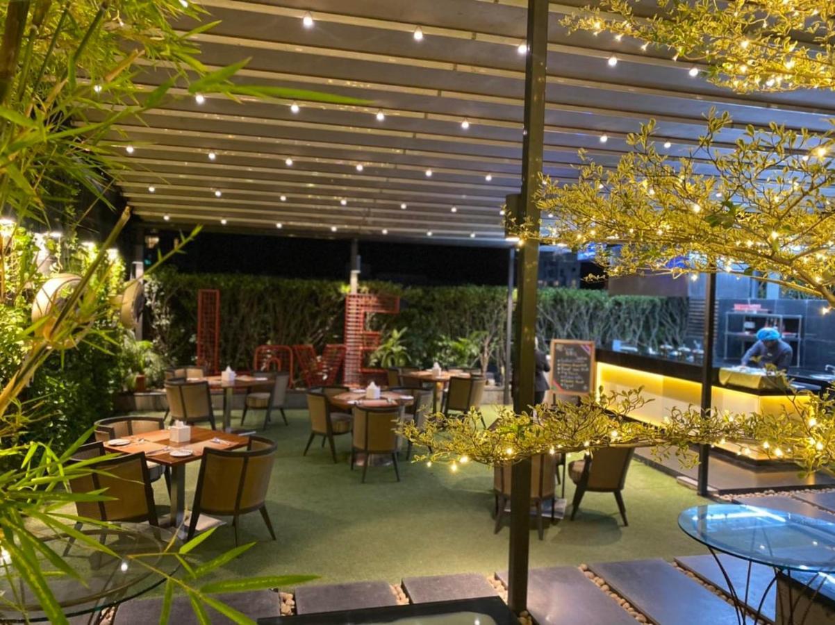 Crowne Plaza Dhaka Gulshan By Ihg Daca Exterior foto